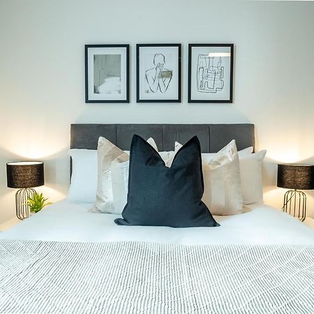 Luxe Apartments Bracknell Near Ascot, Legoland, Windsor, Lexicon - Free Parking & Gym מראה חיצוני תמונה