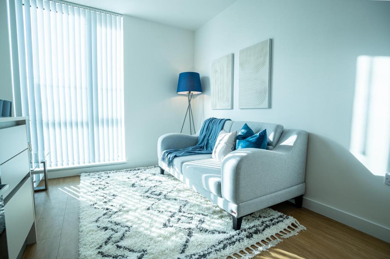 Luxe Apartments Bracknell Near Ascot, Legoland, Windsor, Lexicon - Free Parking & Gym מראה חיצוני תמונה