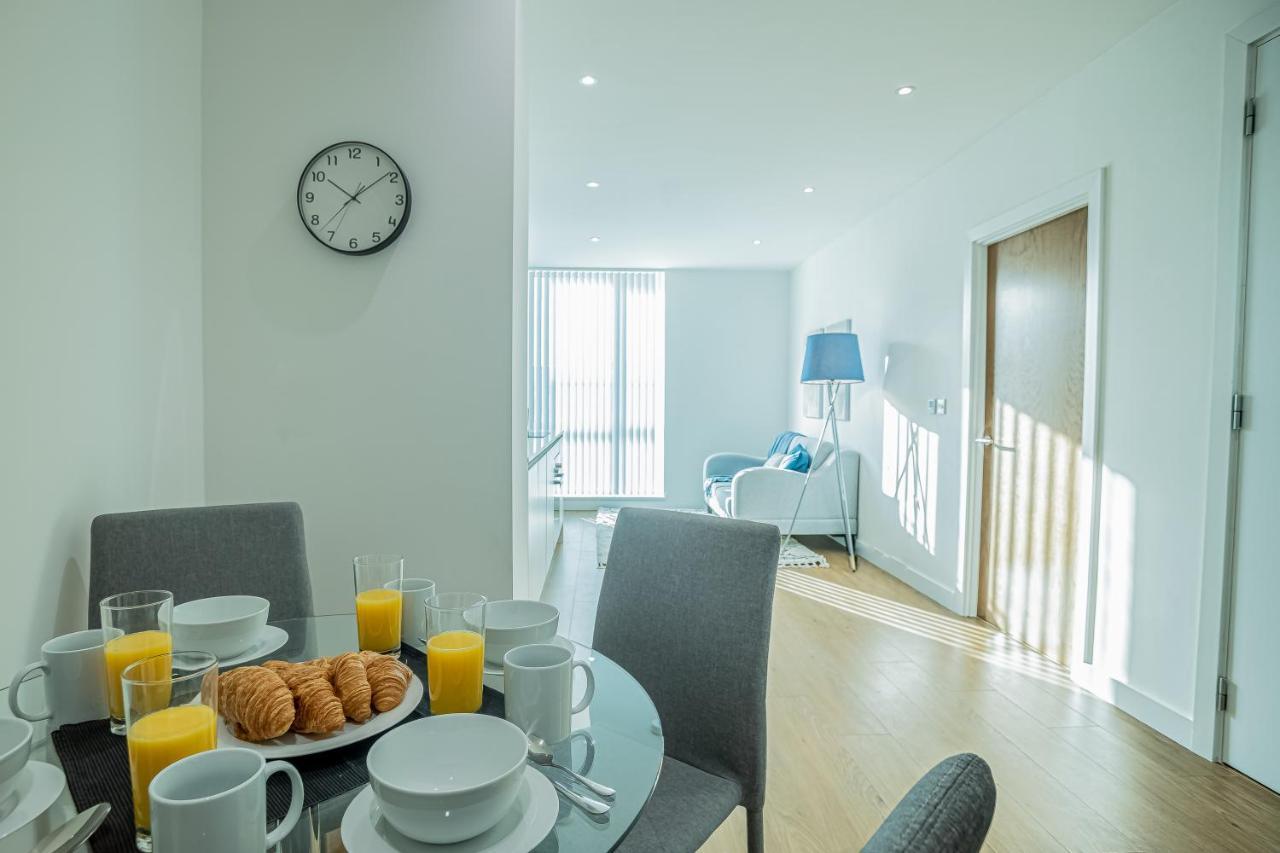 Luxe Apartments Bracknell Near Ascot, Legoland, Windsor, Lexicon - Free Parking & Gym מראה חיצוני תמונה